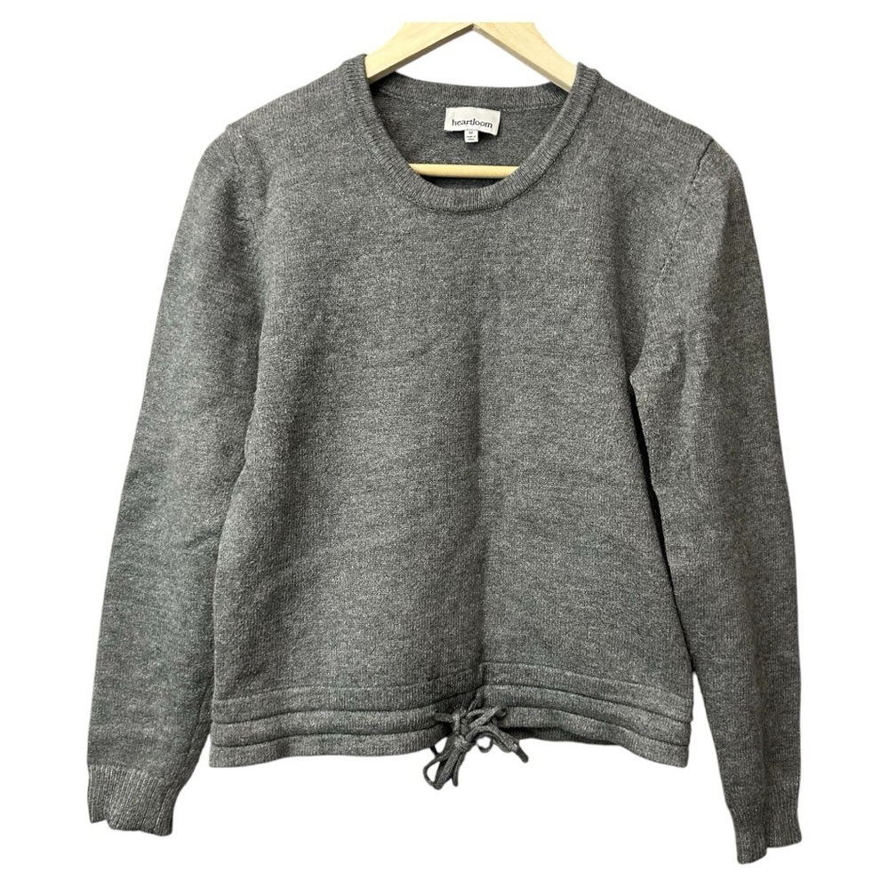 Heartloom Grey Long Sleeve Crew Sweater Size Medium